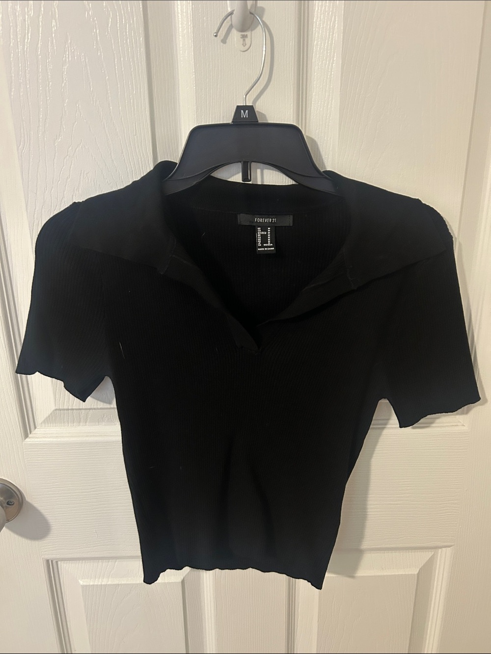 Forever 21 Black Ribbed Polo-Style Crop Tee